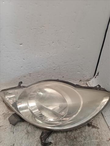 Luz esquerda 811500H030 PEUGEOT