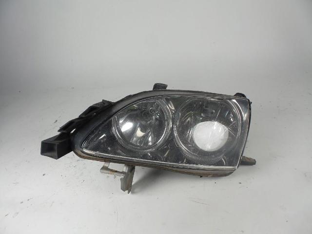 Luz esquerda 8117005100 TOYOTA