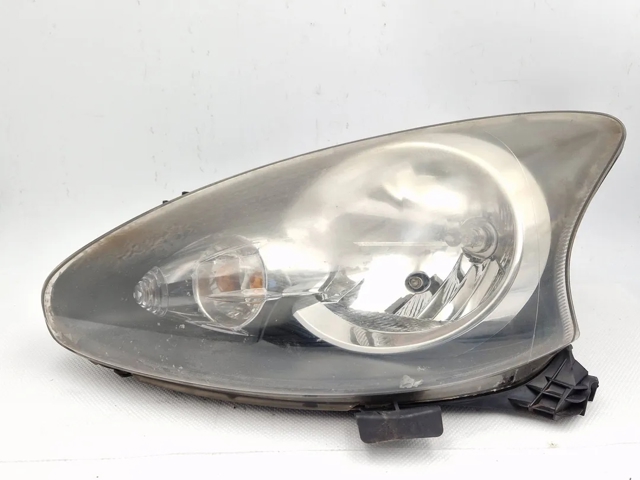 Luz esquerda 811700H011 TOYOTA