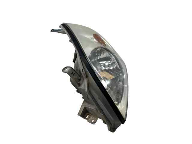 Luz esquerda 811706A060 TOYOTA