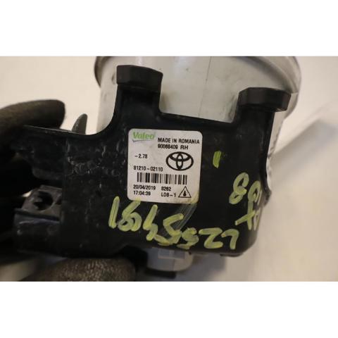 Luzes de nevoeiro direitas 8121002110 PEUGEOT