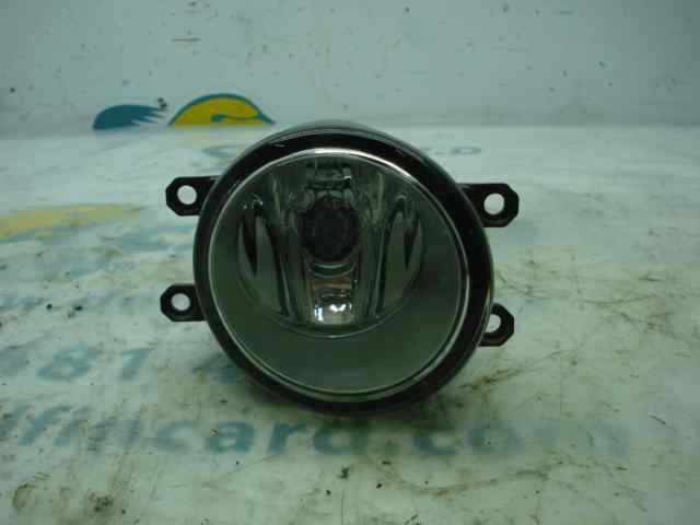 Luzes de nevoeiro direitas 812100D042 TOYOTA