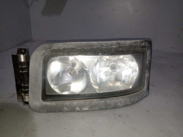 Luz esquerda 81251016451 MAN