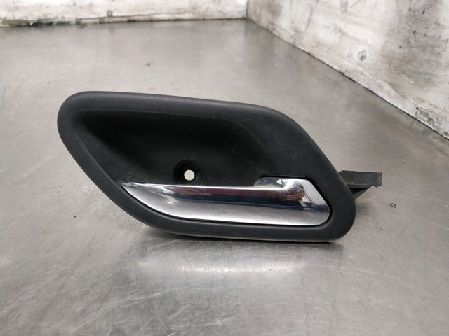 Maçaneta interna dianteira/traseira da porta direita 8125514 BMW