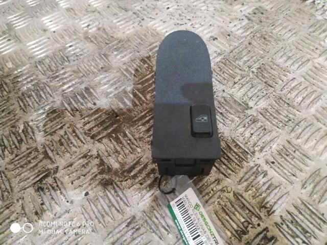 Botão dianteiro direito de ativação de motor de acionamento de vidro 81258067053 MAN