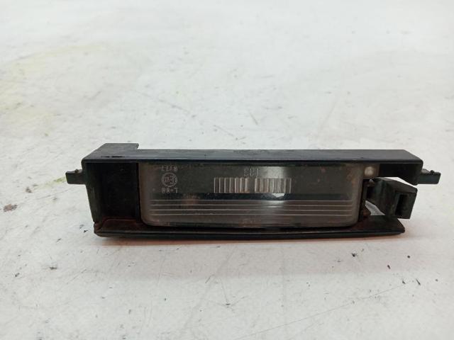 Lanterna da luz de fundo de matrícula traseira 8127042080 TOYOTA