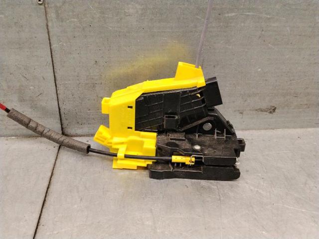 Fecho da porta traseira direita 81420F1010 HYUNDAI