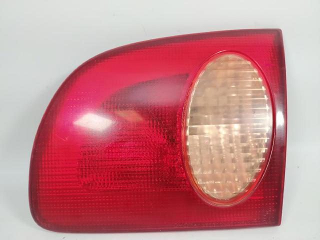 Lanterna traseira direita 815501E070 TOYOTA