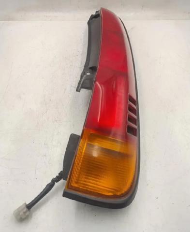 Lanterna traseira direita Daihatsu Terios  J100, J102, J122 ao melhor preço