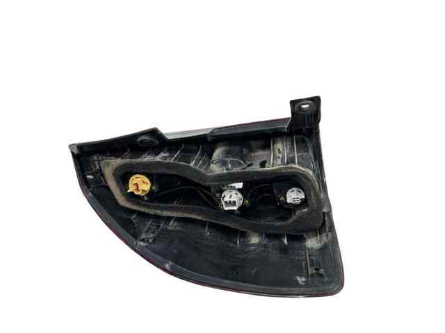 Lanterna traseira direita 8155160700 TOYOTA