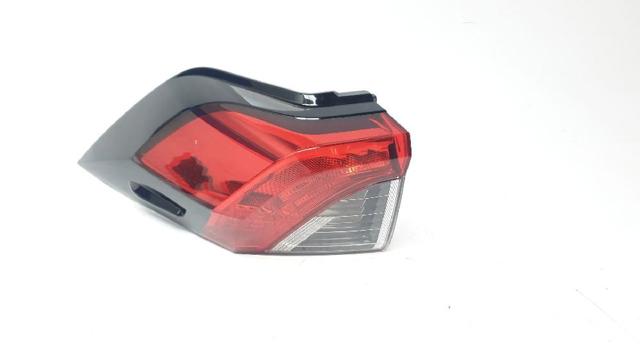 Lanterna traseira esquerda externa 8156042230 TOYOTA
