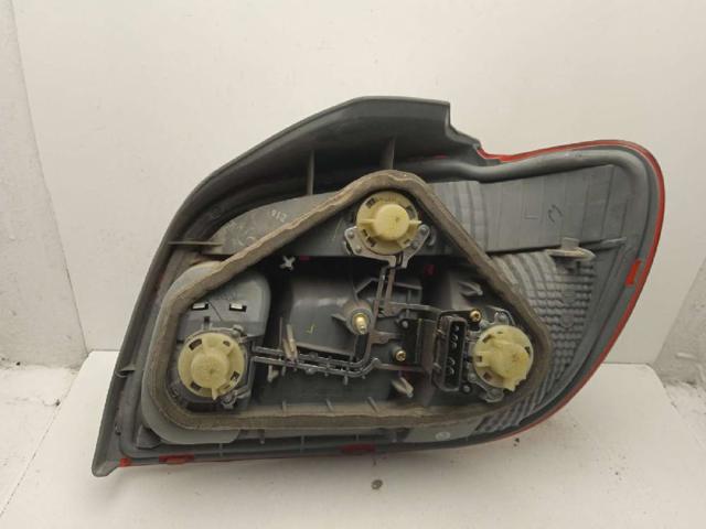 Lanterna traseira esquerda 815610D070 TOYOTA
