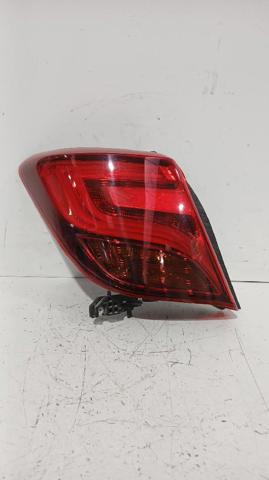 Lanterna traseira esquerda 815610D600 TOYOTA
