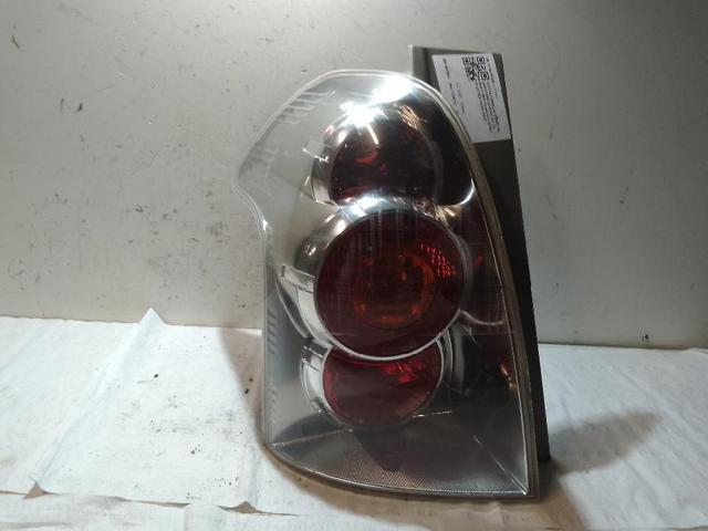 Lanterna traseira esquerda 815610F060 TOYOTA