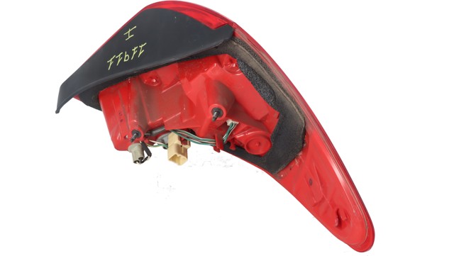 Lanterna traseira esquerda 8156142091 TOYOTA