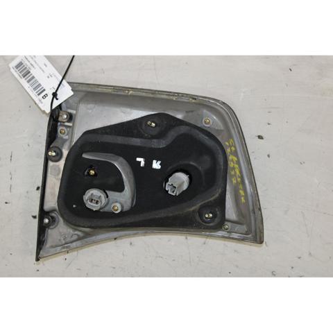 Lanterna traseira esquerda externa 8156148060 TOYOTA