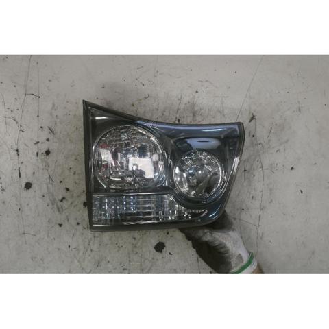 Lanterna traseira esquerda externa 8156148060 TOYOTA