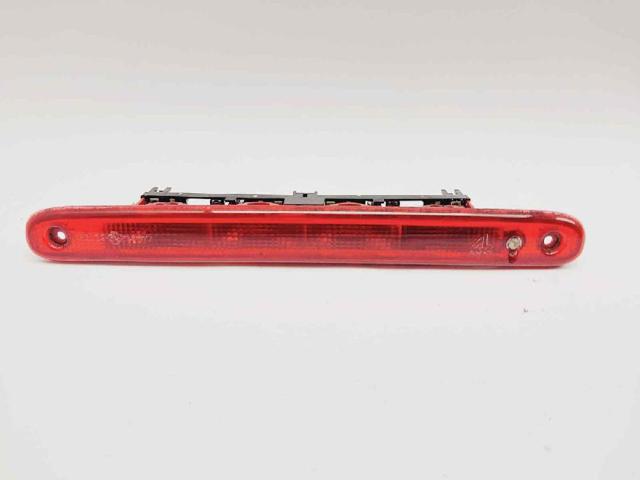 Sinal de parada traseiro adicional 815700H010 TOYOTA