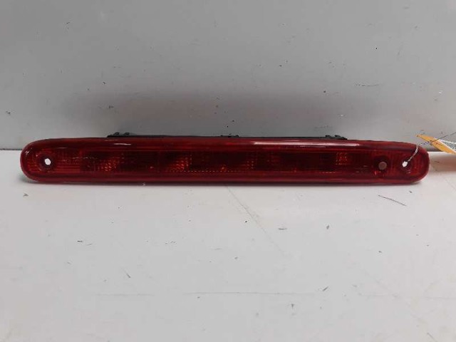 Sinal de parada traseiro adicional 815700H010 TOYOTA