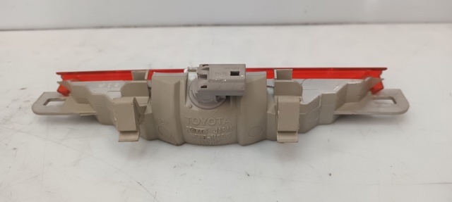 Sinal de parada traseiro adicional para Lexus RX MCU15