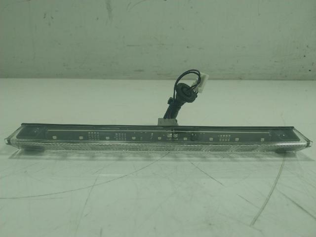 Sinal de parada traseiro adicional para Toyota RAV4 A5,H5