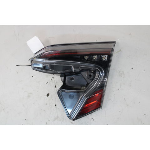 Lanterna traseira direita interna 81580F4021 TOYOTA