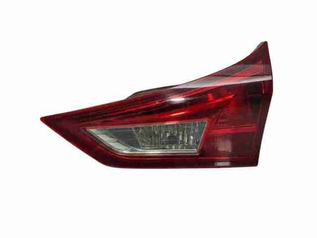 Lanterna traseira direita interna 8158102500 TOYOTA