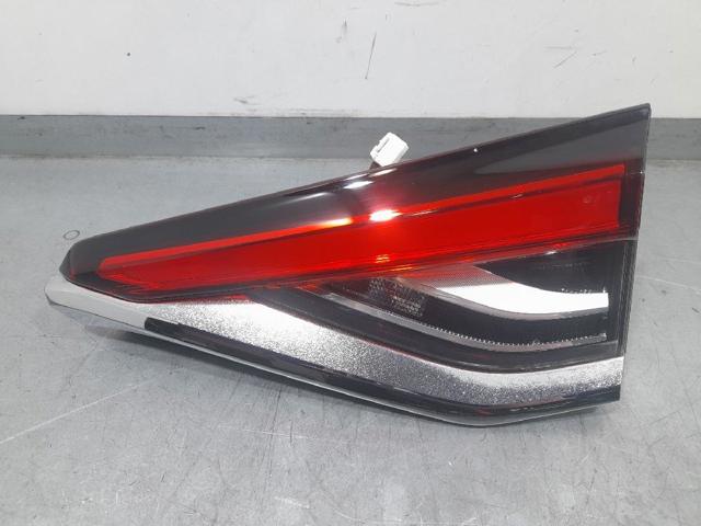 Lanterna traseira direita interna 8158102C50 TOYOTA