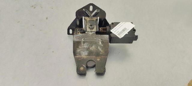 Fecho de tampa de porta-malas (de 3ª/5ª porta traseira) 8168892 BMW