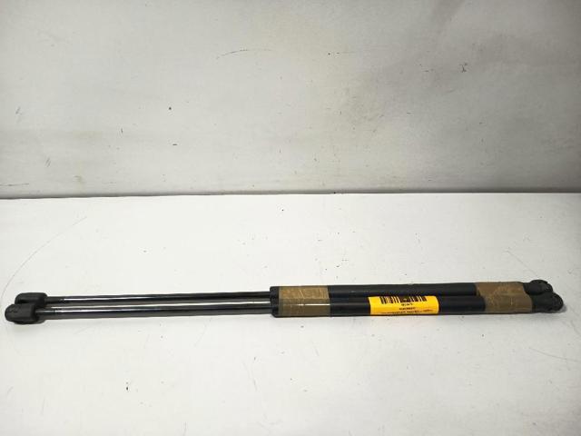 8186086G00 Suzuki
