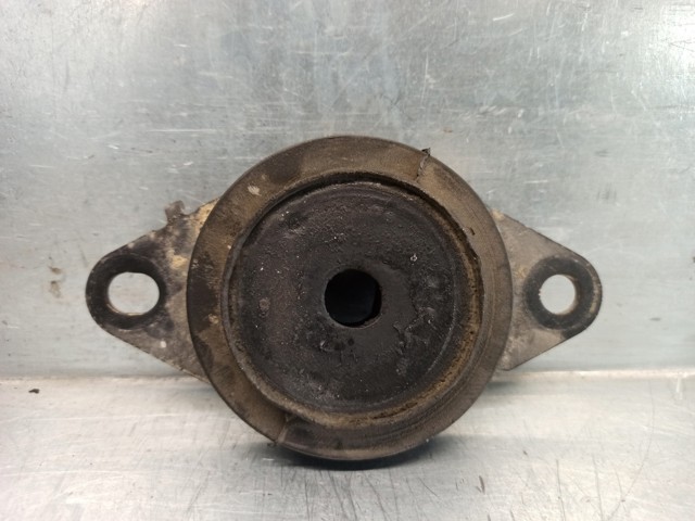 Coxim (suporte) esquerdo de motor 8200000016 RENAULT