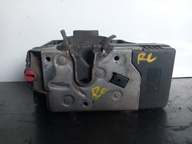 Fecho da porta lateral deslizante direita 8200004410 RENAULT
