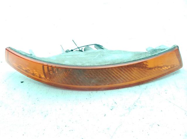 Pisca-pisca direito 8200007030 RENAULT