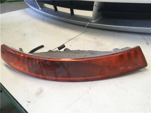 Pisca-pisca direito 8200007030 RENAULT