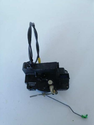Fecho da porta dianteira esquerda 8200008246 RENAULT