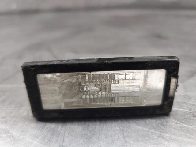 Lanterna da luz de fundo de matrícula traseira 8200013577F RENAULT
