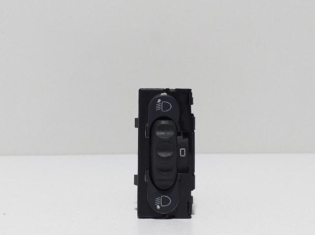 Botão (regulador) de corretor das luzes 8200022569 NISSAN