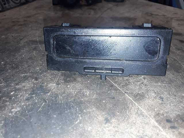 8200028364A Renault (RVI)