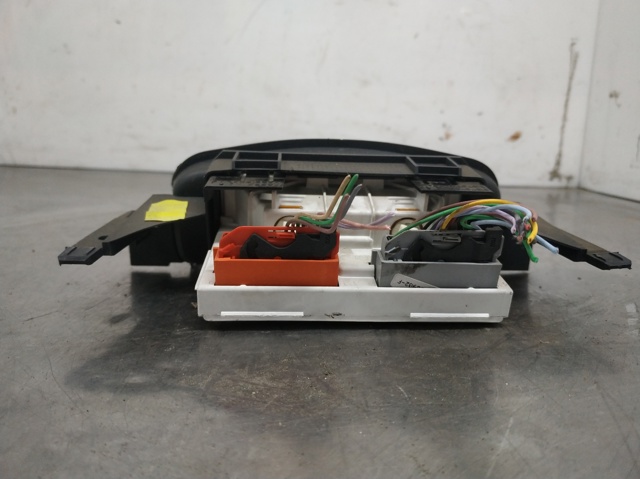 Mostrador multifuncional 8200028364A RENAULT