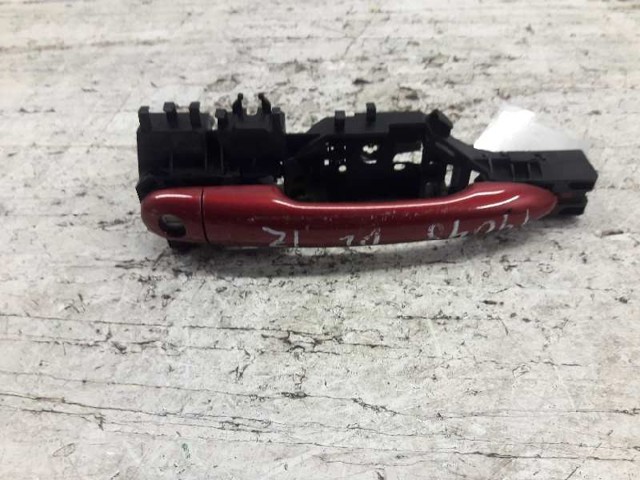 Suporte de maçaneta externa da porta dianteira esquerda 8200028463 RENAULT