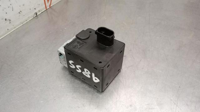8200033233 Renault (RVI)