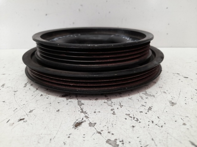 Polia de cambota 8200036888 RENAULT