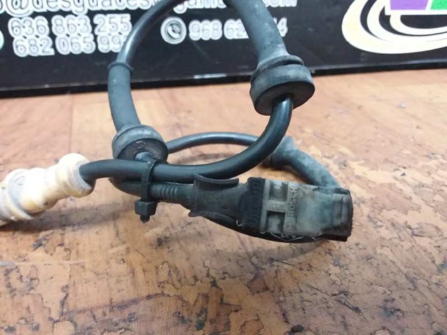 Sensor dianteiro de ABS 8200043135 RENAULT