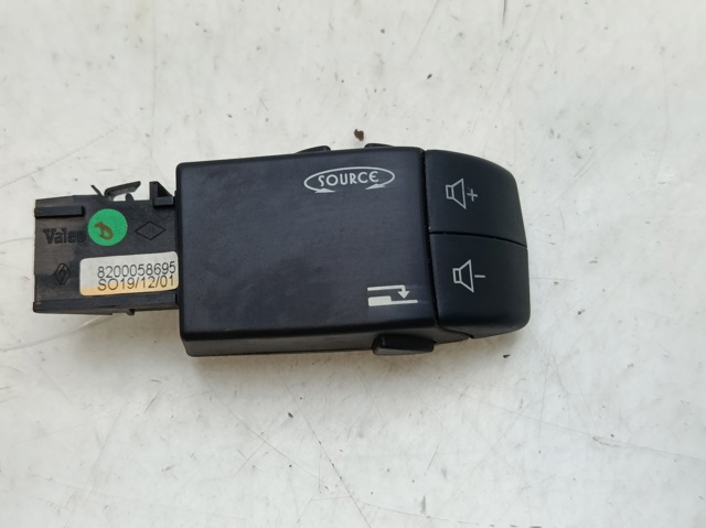 8200058695 Renault (RVI)