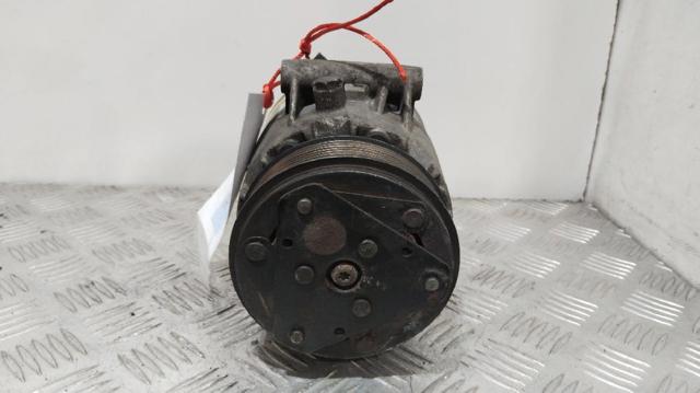 Compressor de aparelho de ar condicionado 8200067915 RENAULT