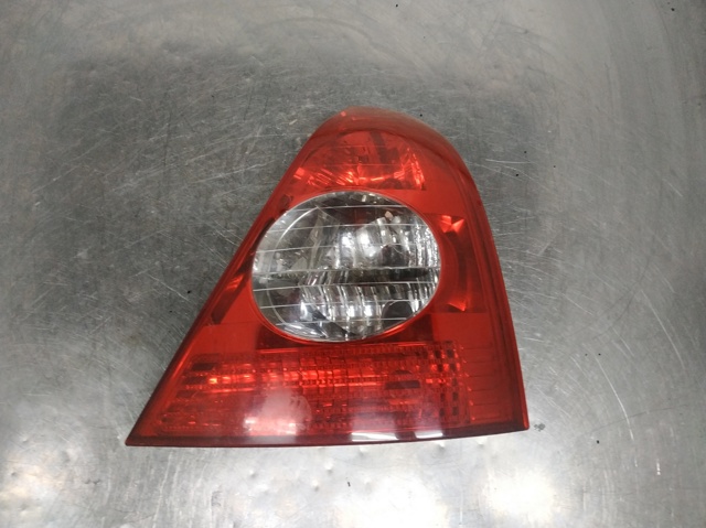 Lanterna traseira direita 8200071414 RENAULT