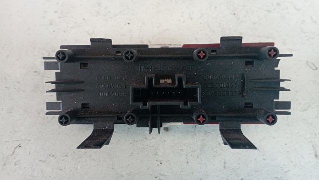 Botão de ativação do sinal de emergência 8200095493 RENAULT