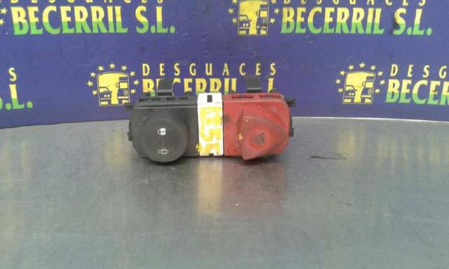 Botão de ativação do sinal de emergência 8200095493 RENAULT