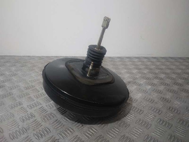 Reforçador dos freios a vácuo 8200100246A RENAULT