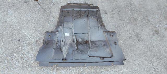 Proteção de motor, de panela (da seção de motor) 8200115689 RENAULT